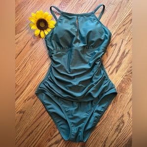 Ellen Tracy one piece swimsuit